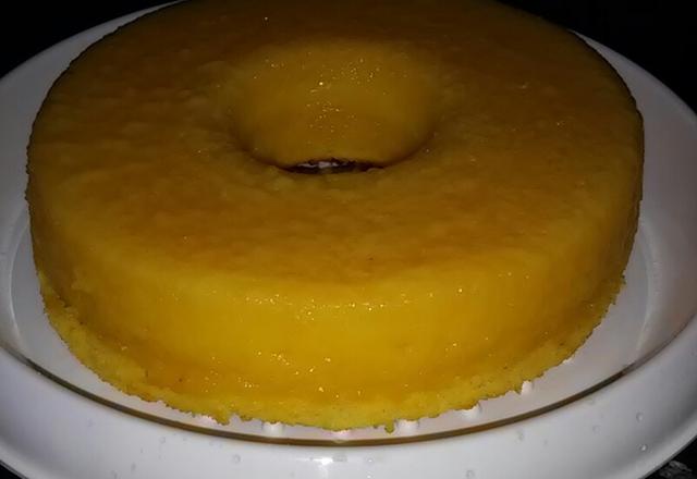 Bolo cremoso de laranja