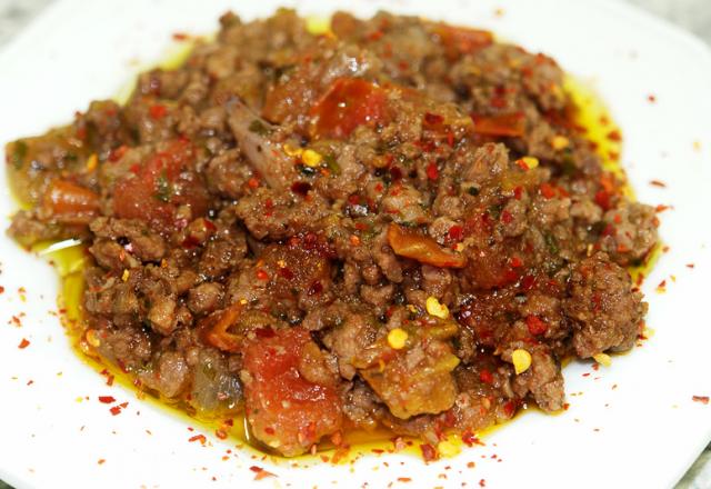 Carne moída a putanesca