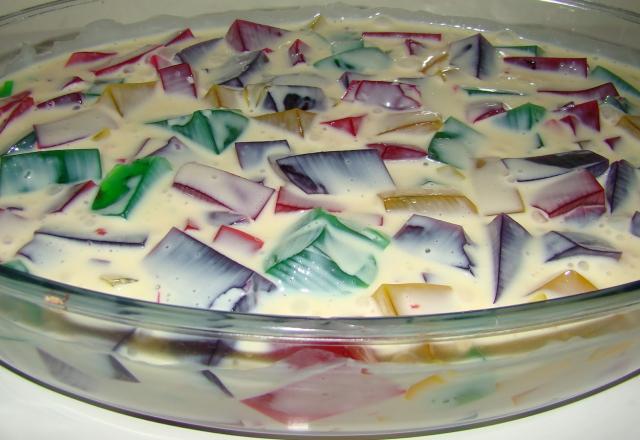 Gelatina colorida sem carboidrato