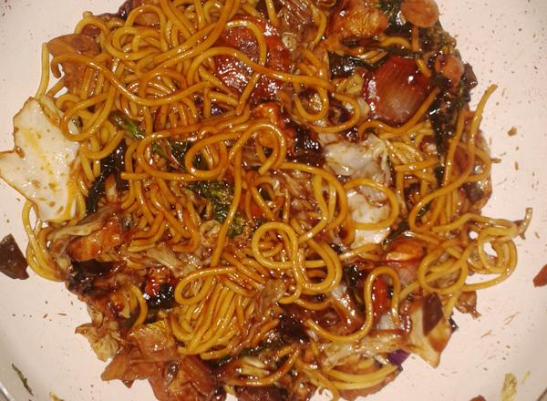 Yakisoba tradicional