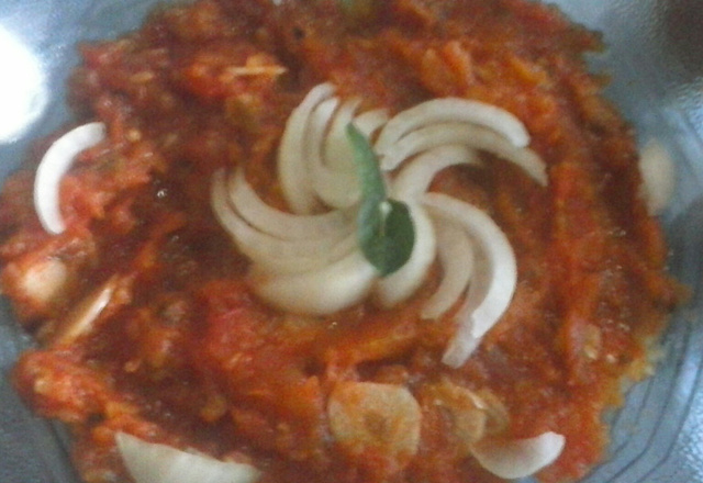 Molho de tomate caseiro (fácil)