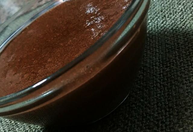 Mousse de chocolate simples