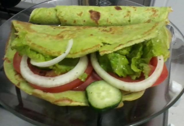 Lanche de panqueca verde