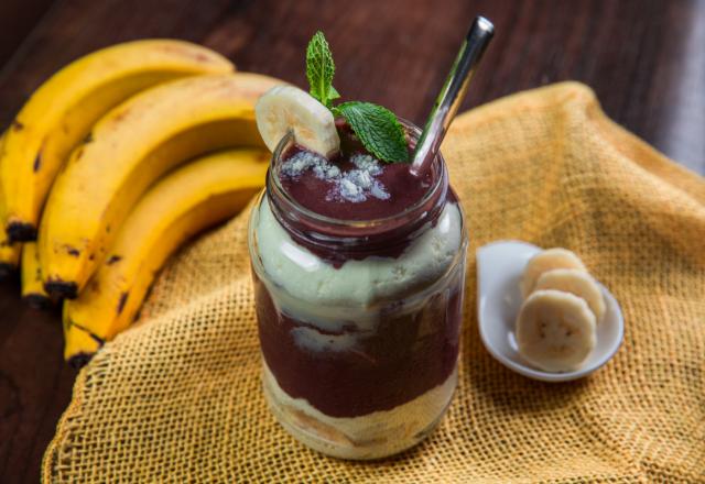 Açaí em camadas no copo