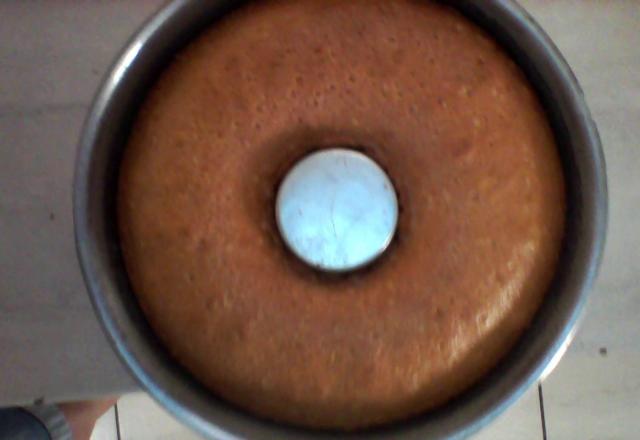 Bolo de farinha de trigo simples