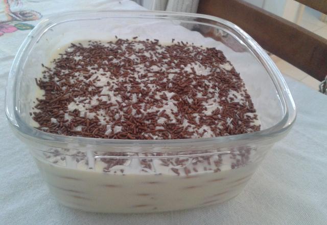 Torta de bolacha maria