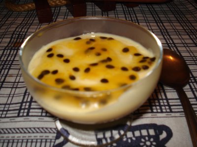 Mousse rápida de maracujá
