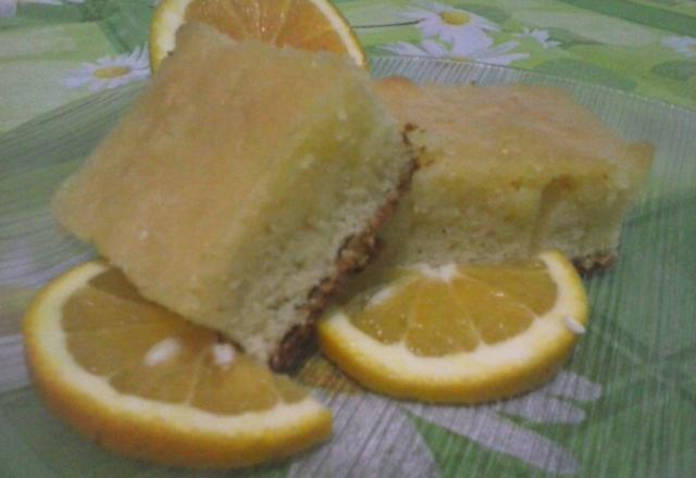 Bolo de laranja com calda