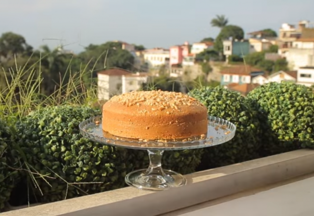 Bolo de aveia com castanha-de-caju