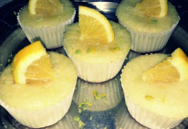 Cupcake de laranja de liquidificador