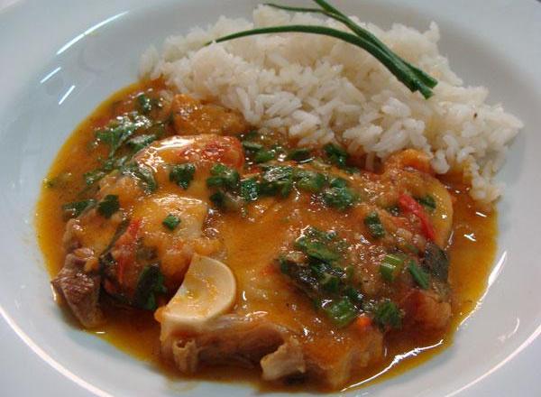 Cação ao Leite de Coco Picante