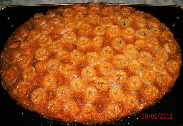 Torta de banana caramelizada