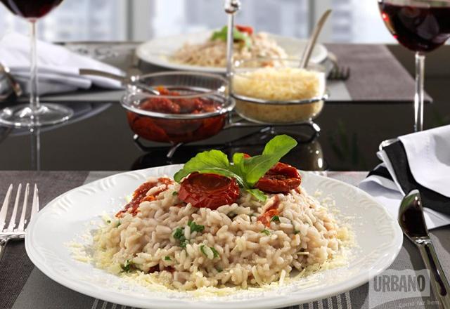 Risoto Urbano de tomate seco com rúcula