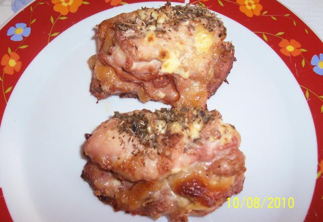 Sobrecoxas e coxas de frango recheados