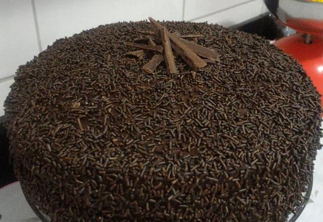 Bolo de chocolate molhadinho