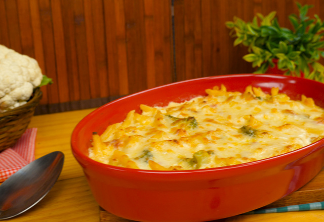 Macarrão ao leite gratinado