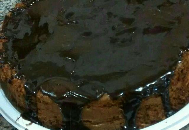 Calda para Bolo de cenoura