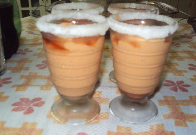 Creme de papaya com cassis