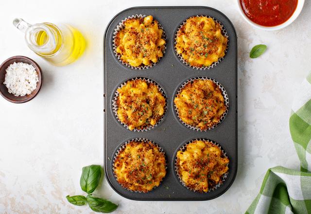 Muffin de macarrão com queijo e bacon