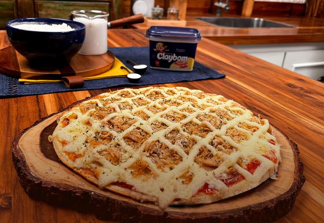 Pizza de frango com requeijão