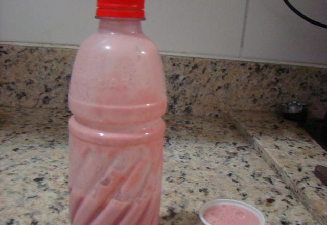 Coquetel de frutas sem álcool