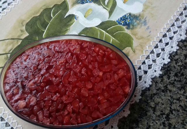 Torta de morango com gelatina
