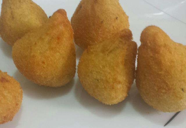 Coxinha de massa fácil