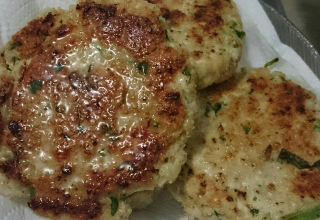 Hambúrguer de frango saudável da Tati