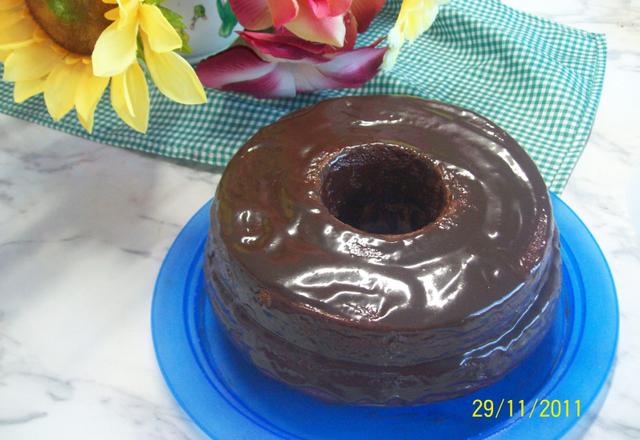 Bolo de chocolate fácil, delicioso e super fofinho