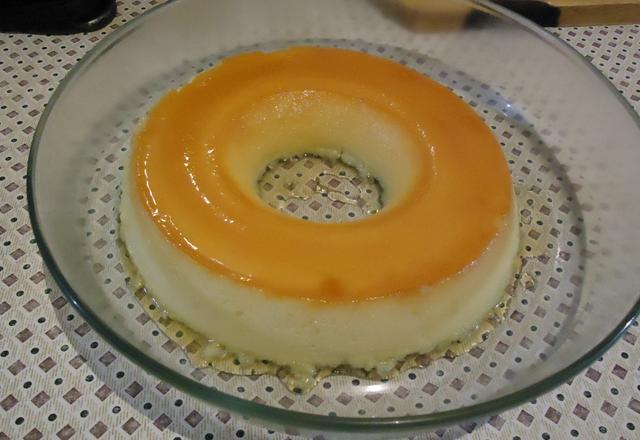 Pudim de leite em pó com leite de coco