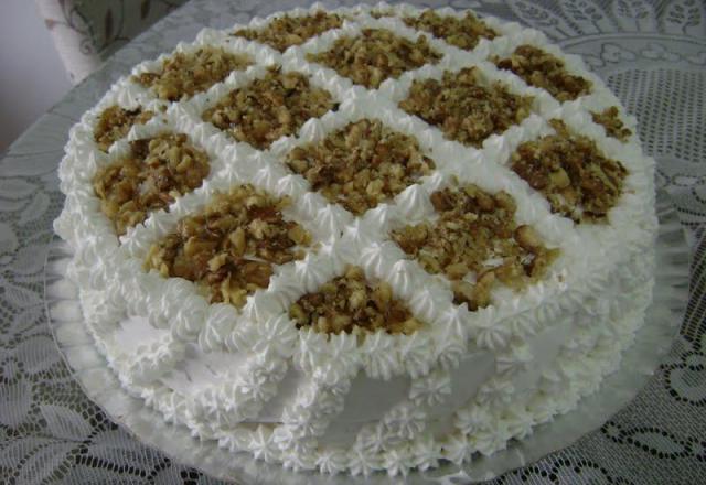 Bolo de nozes para aniversário