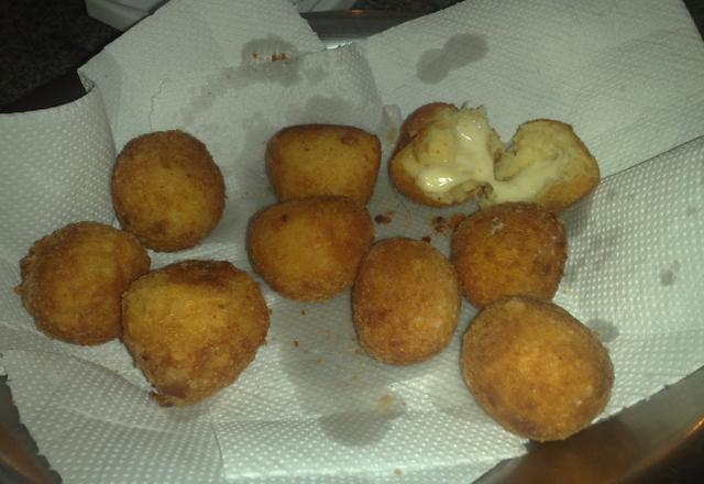 Bolinha de queijo