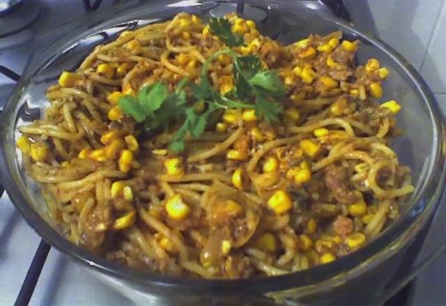 Macarrão de sardinha