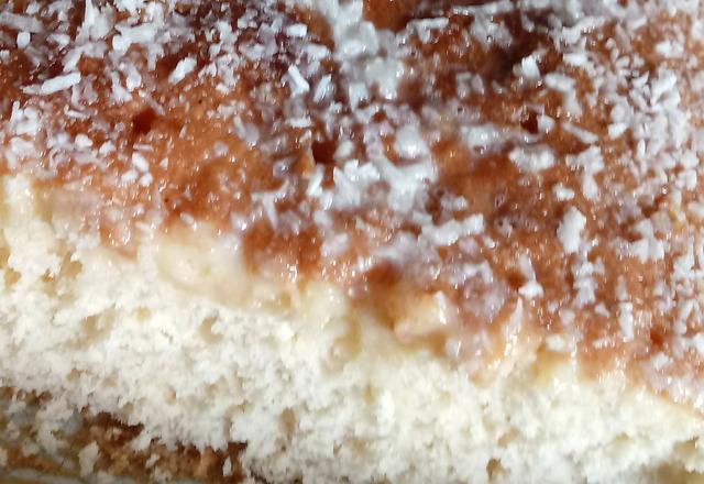 Bolo de refrigerante de laranja