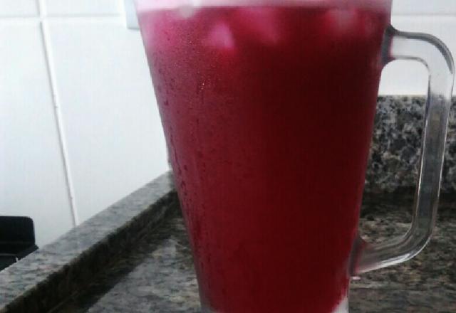 Suco de beterraba com limão