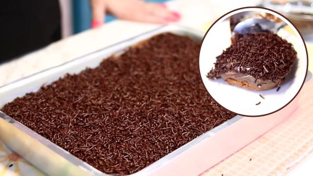 Como fazer o bolo de chocolate fofinho fácil e rápido com calda de brigadeiro mais famoso do YouTube