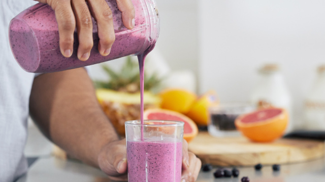 Mixer: 3 ofertas para você preparar seu cappuccino e vitamina com mais comodidade