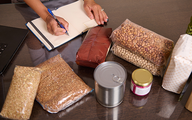 Médico alerta: o alimento prático e cheio de proteína que você não deve comer todos os dias