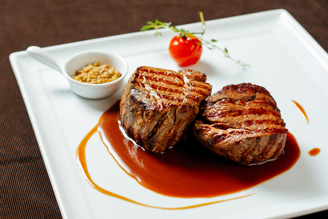 Quer fugir dos restaurantes lotados? Nós separamos a receita perfeita para você curtir o Dia dos Namorados com comida boa e sem estresse