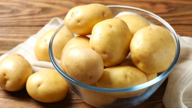 Batatas trazem grandes benefícios à saúde se consumidas desse jeito