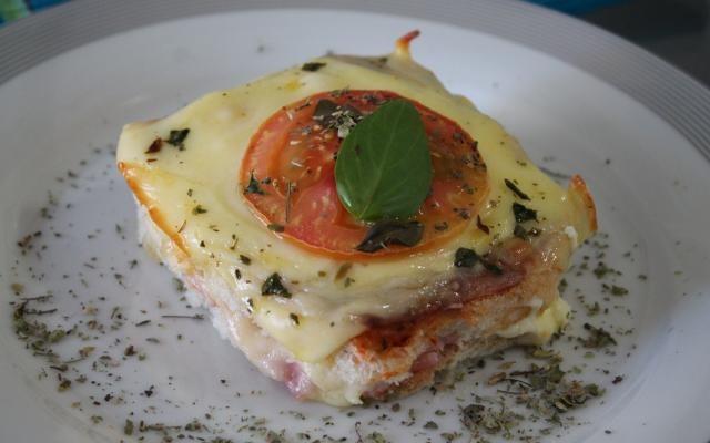 Misto quente de forno é a versão caprichada do lanche brasileiro (Créditos: TudoGostoso)