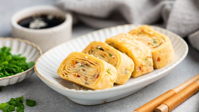 Tamagoyaki: aprenda a fazer a famosa omelete japonesa dos animes