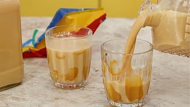 Licor de doce de leite está na moda e você pode fazer em casa de um jeito muito simples