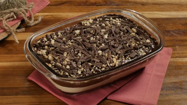 Ovo de Páscoa na travessa. (créditos: TudoGostoso)