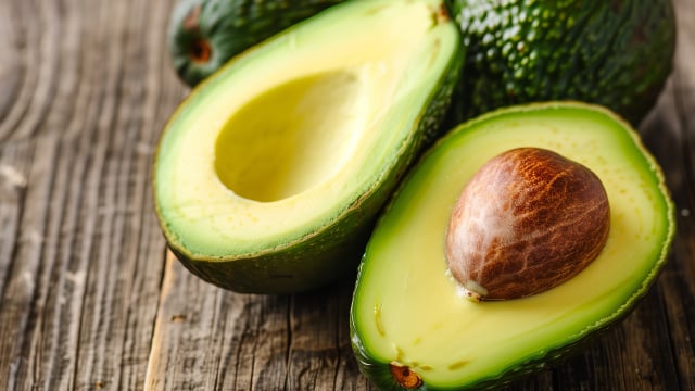 O abacate permanece fresco por mais tempo e não escurece se você usar essas 4 dicas simples