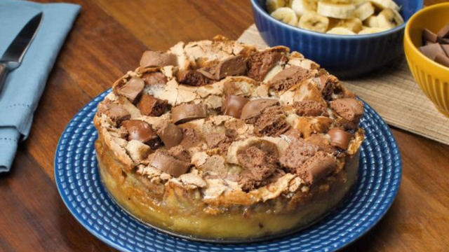 Torta de banana com chocolate aerado. (créditos: TudoGostoso)