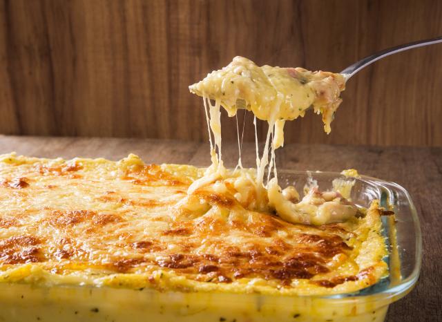 Todo mundo ama prato gratinado e com essas dicas o seu queijo vai gratinar de um jeito mais crocante!