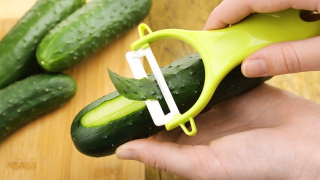 Casca do pepino: 4 benefícios incríveis e como aproveitar em casa de um jeito simples