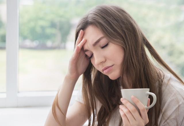 Chá de camomila e chá de gengibre ajudam na ressaca (Foto: Shutterstock)