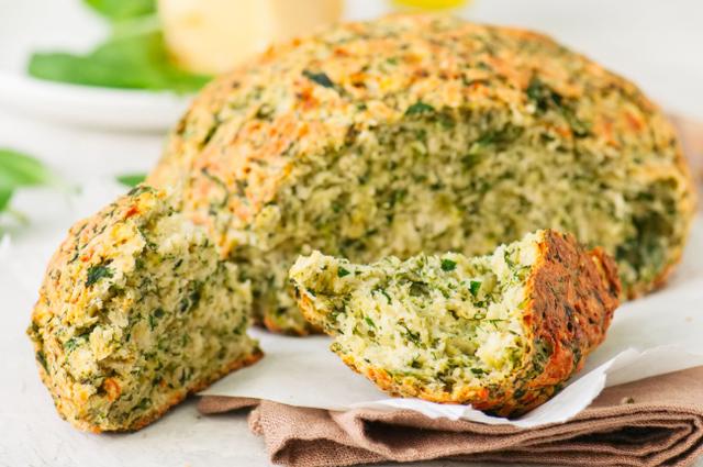 Você precisa experimentar esse pão de espinafre! (Créditos: Shutterstock)